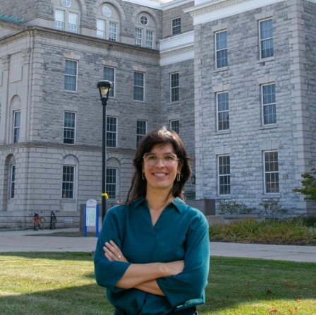 María Novas Ferradás stands in front of UB's Hayes Hall. 